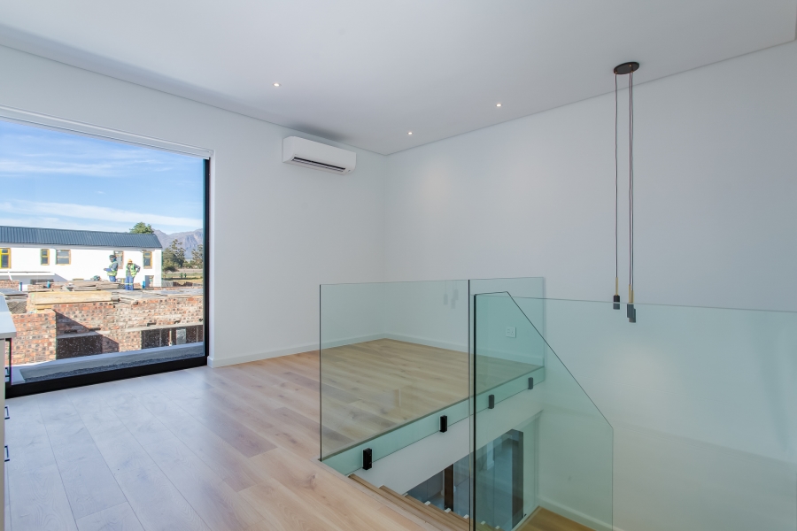 To Let 4 Bedroom Property for Rent in Pearl Valley at Val de Vie Western Cape